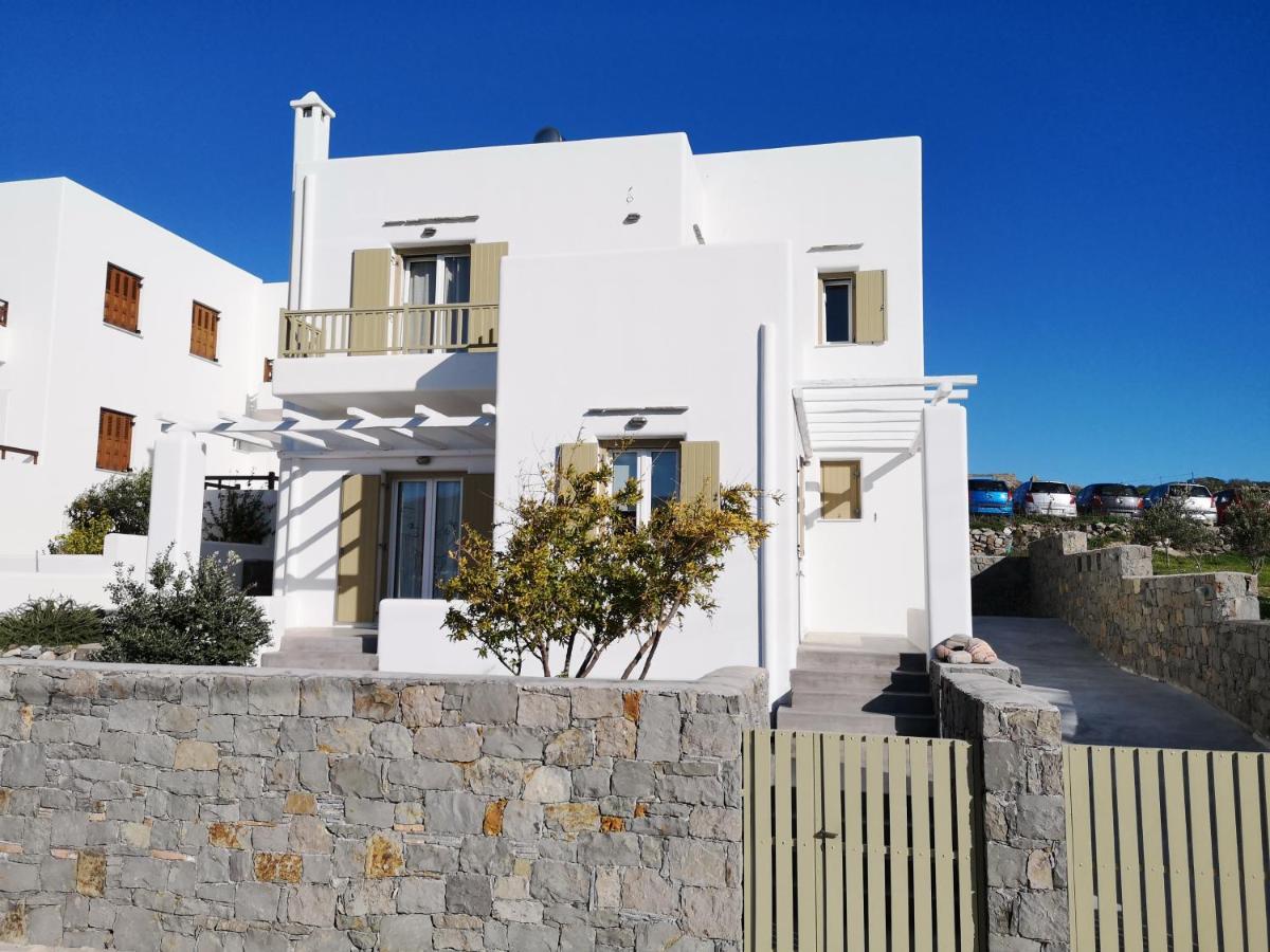 Summer Villa Adamantas Exterior photo