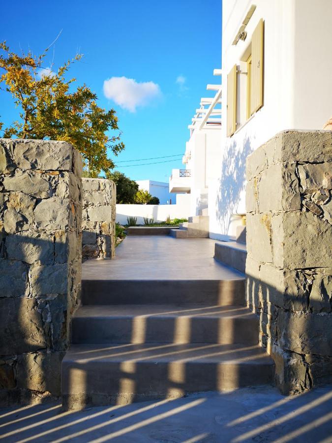 Summer Villa Adamantas Exterior photo